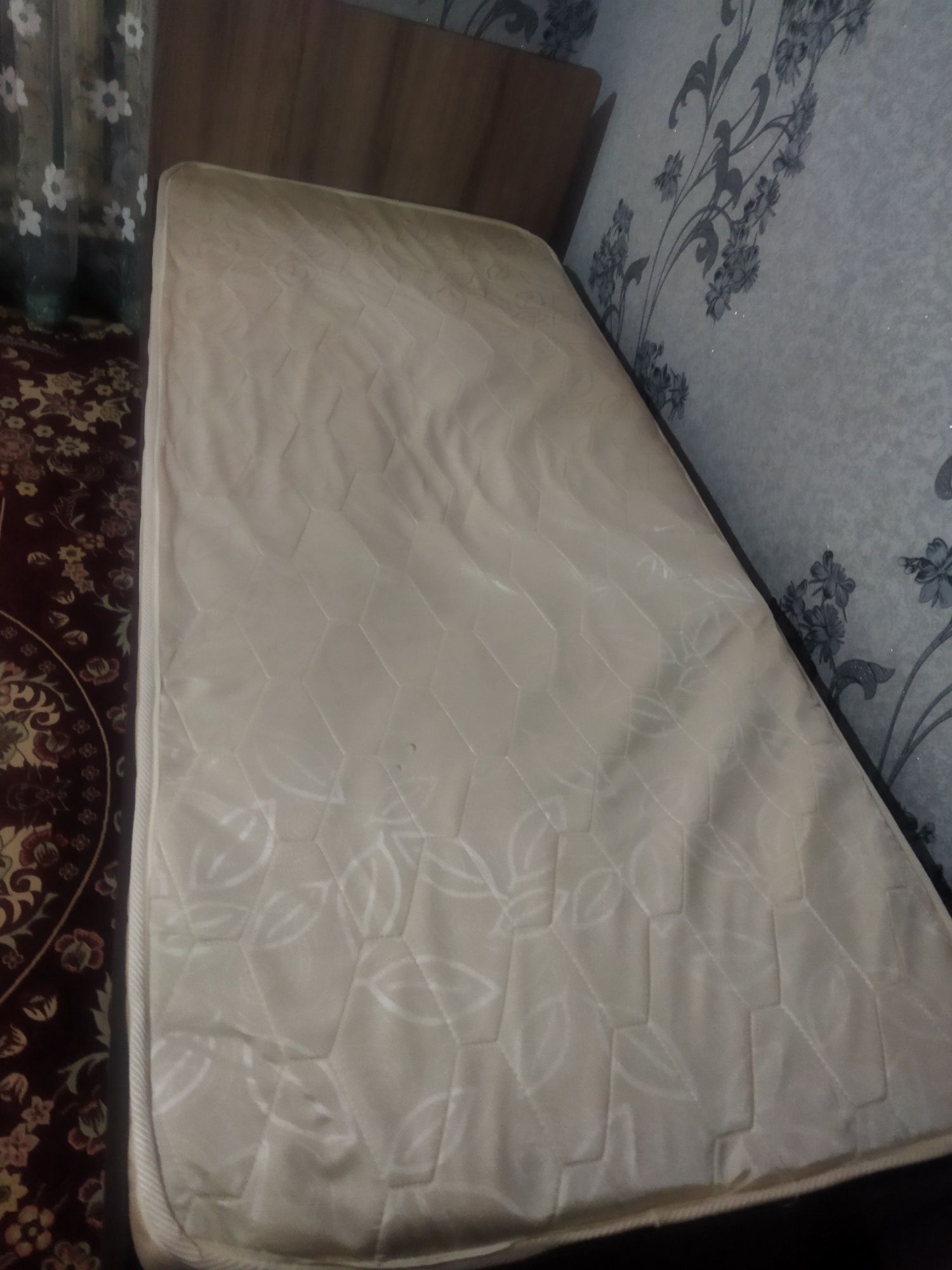 Продам односпальная кровать