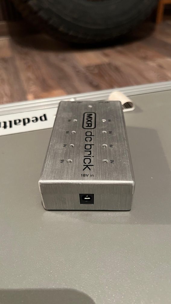 Блок питания MXR dc brick M237