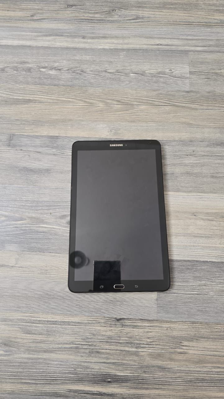 Продам Планшет Galaxy Tab E