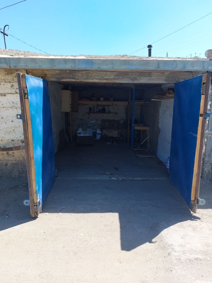 Продам гараж  с документами, район гор.больницы за магазином Алма Ата