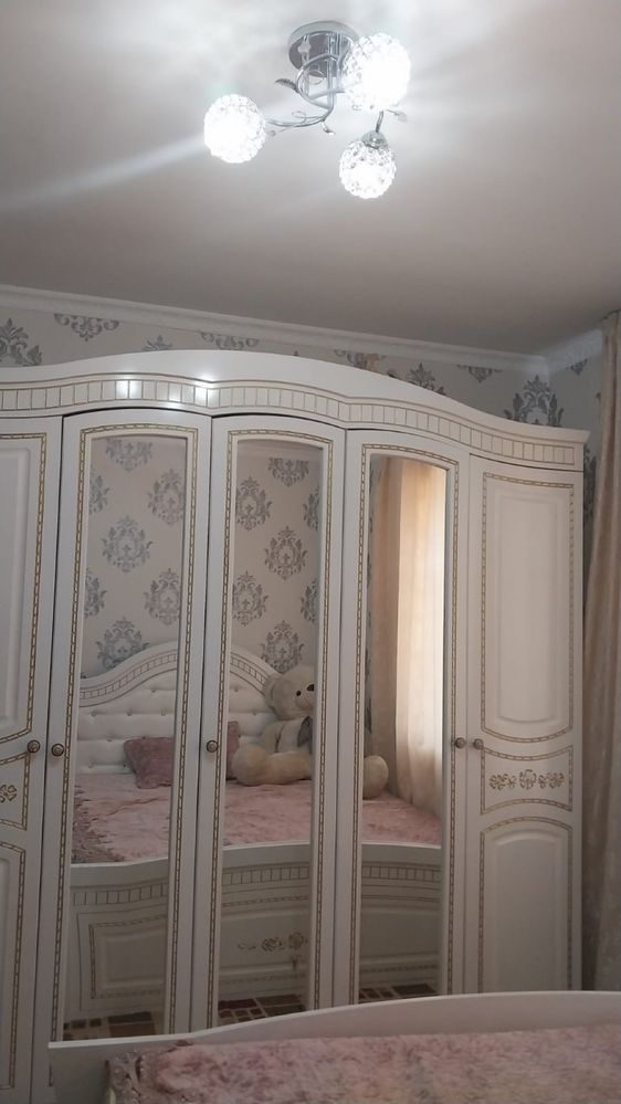 Спальный гарнитур