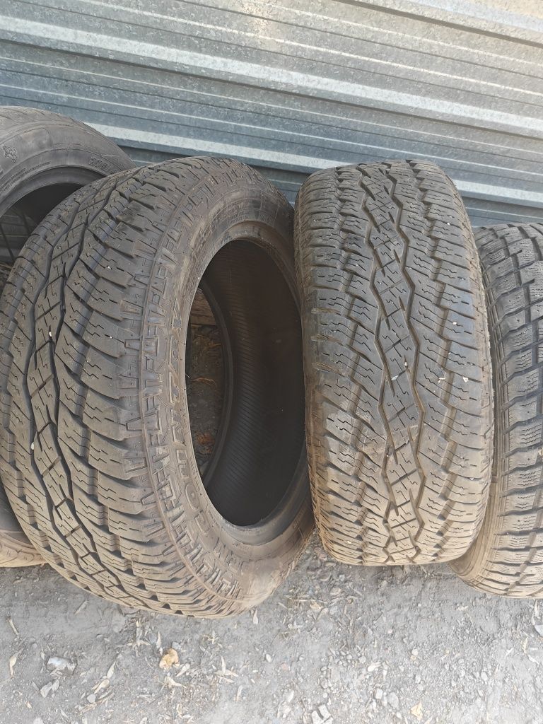 Продам А/Т 255-55R19 пара есть ещё 275-45R20