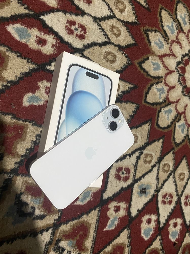 Продам айфон 15 хорошем состояние