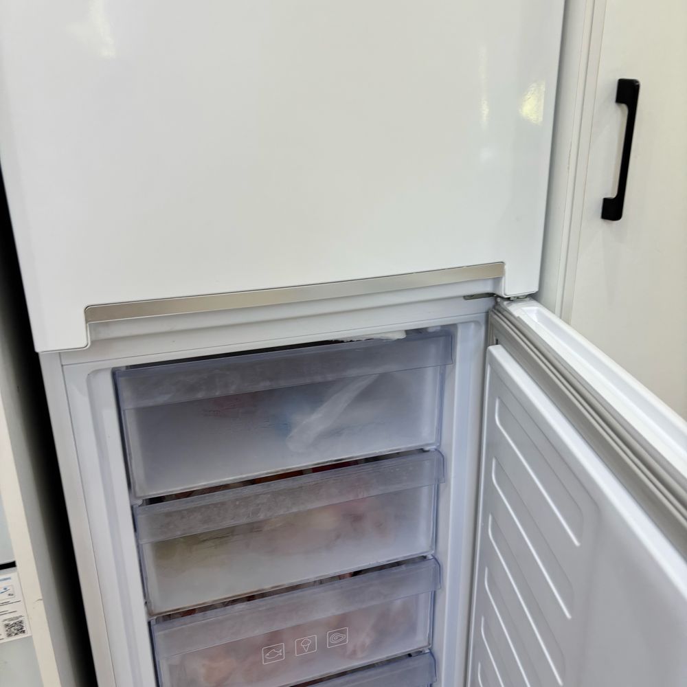 Холодильник BEKO