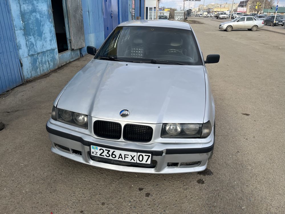 Продам бмв 325 в хорошем состоянии