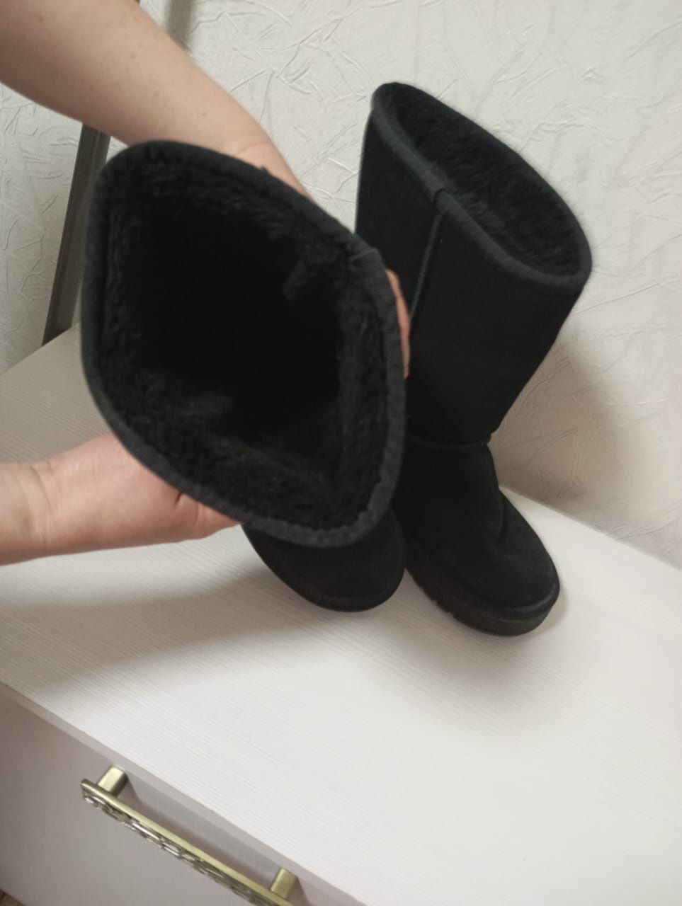 Продам сапожки зимние женские