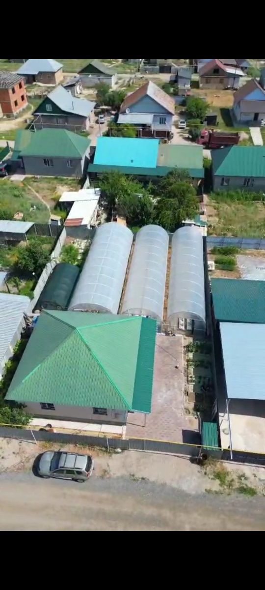 Продам дом с теплицей