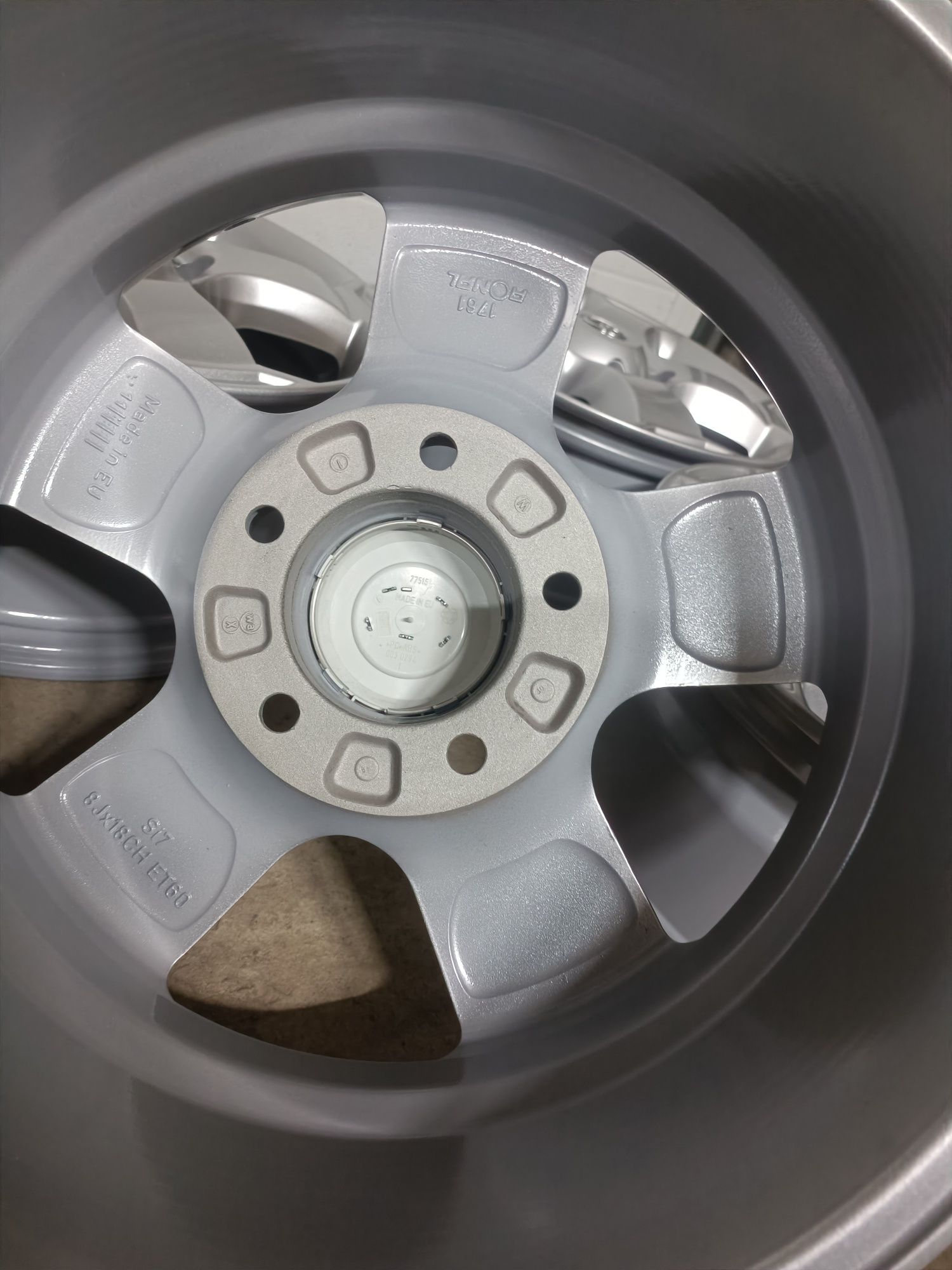 Диски r18 original Land Cruiser 100, Land Cruiser 200, Lx470, Lx570