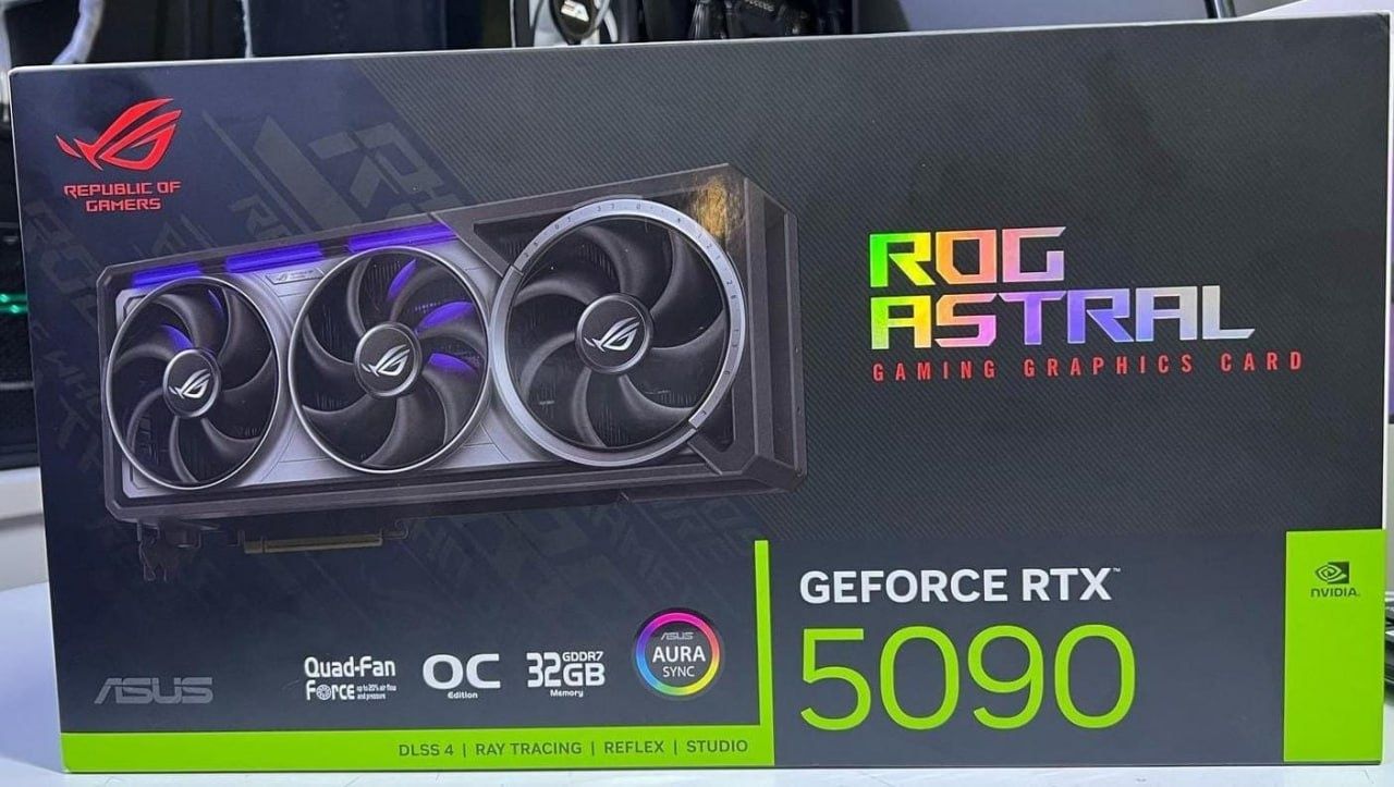 Видеокарта GeForce RTX 5090 ROG Astral OC Edition