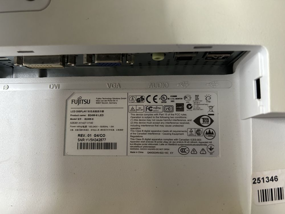 Монитор Fujitsu – 24 дюйма,