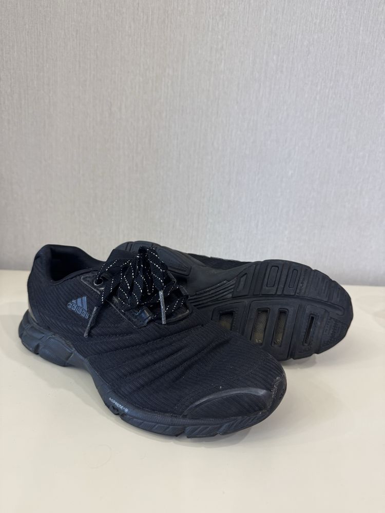Кроссовки Adidas 37 размер