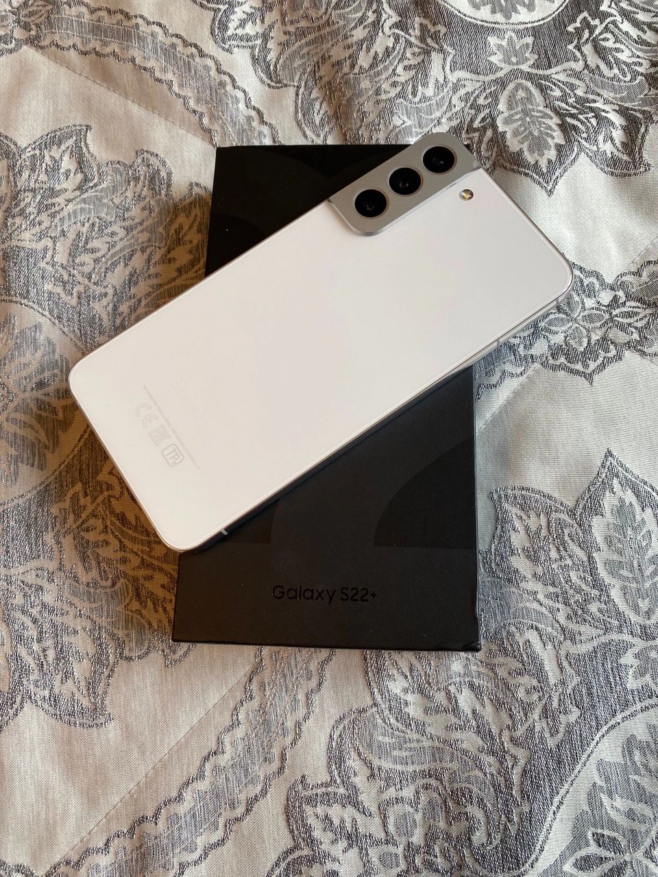 Samsung S22 plus 8/128gb