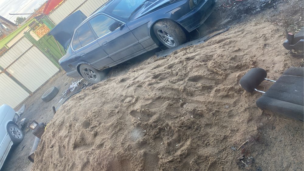Продам бмв по запчастям