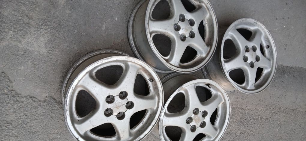 Продам диски r16
