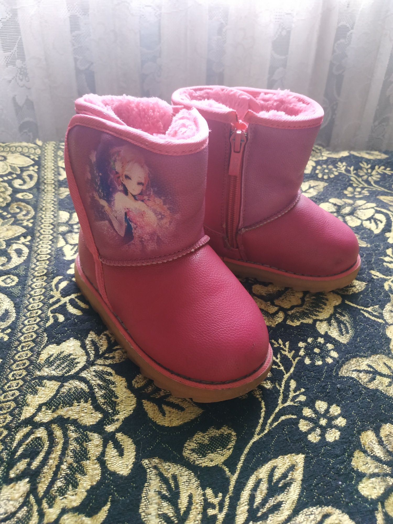 Зимний угги на девочку !