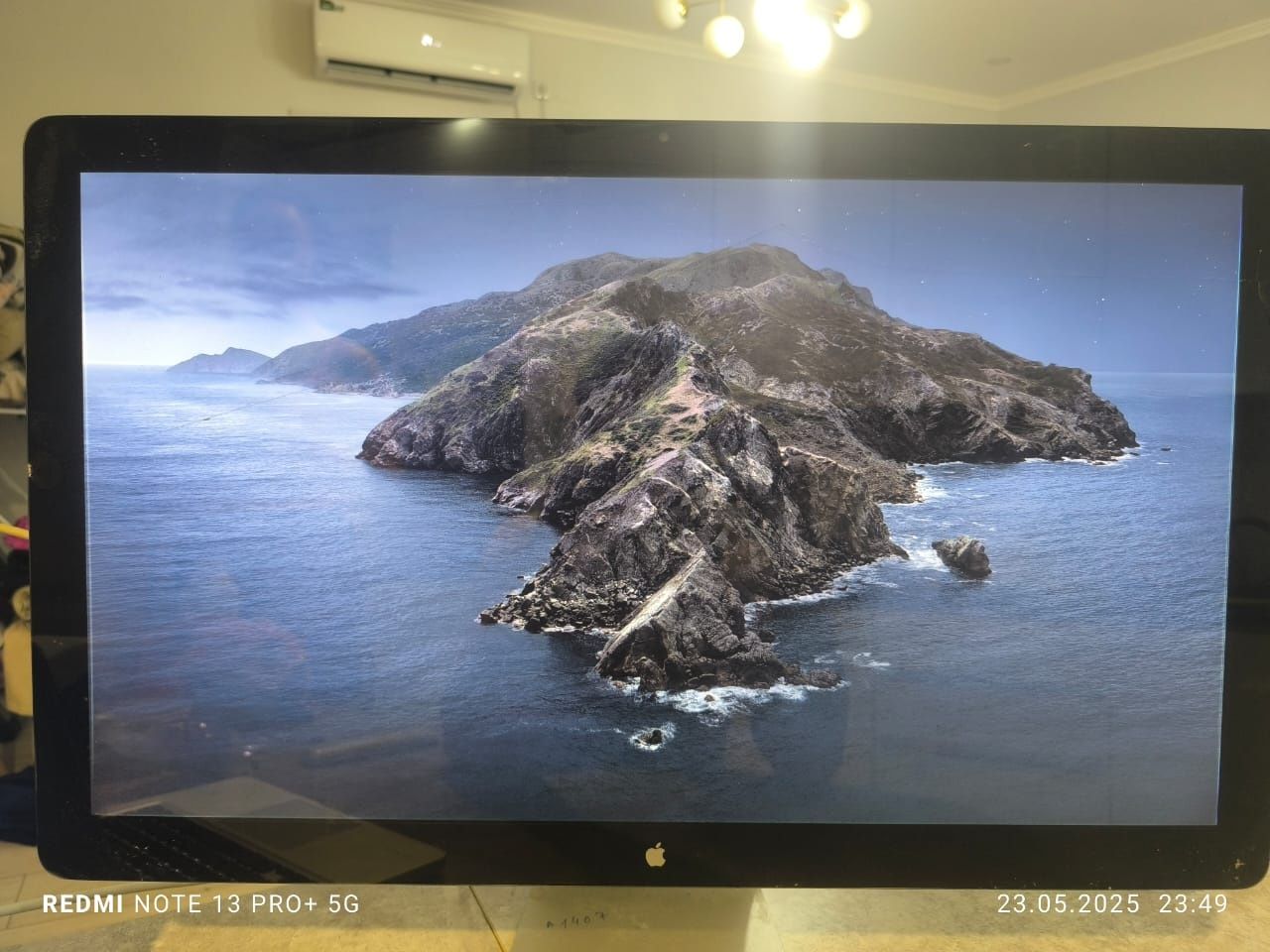 Продам Mac Ciinema + MacBook