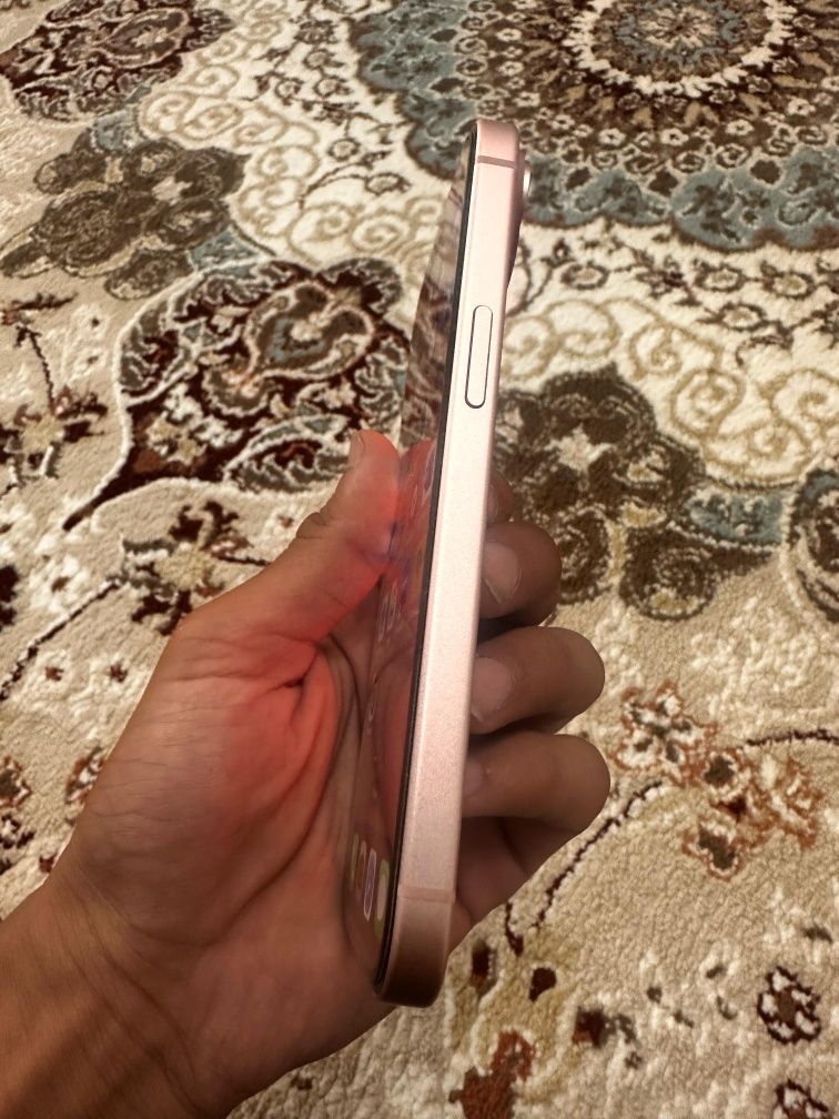 iPhone 15 128gb ёмкость 88%