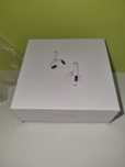Сатам/продам наушники  Apple AirPods 3 with Lightning/Wireless Chargin