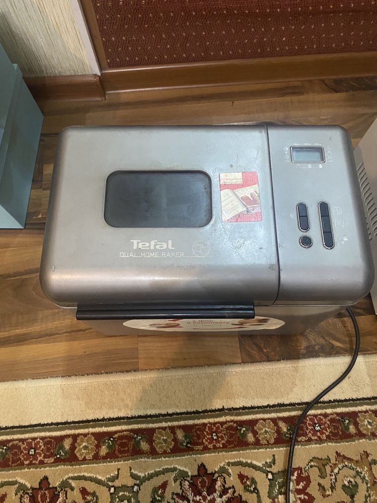 Продаётся хлебопечь Tefal на запчасти