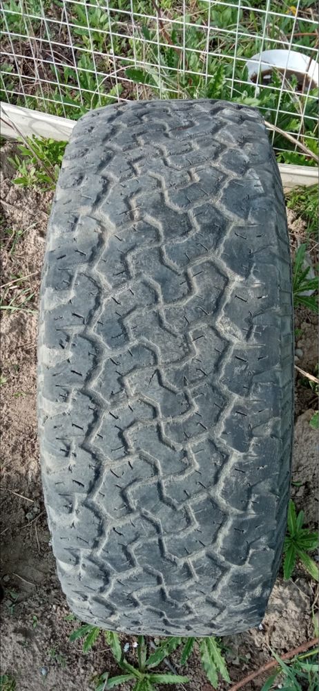 Продам резину 1 шт 275/70/R16