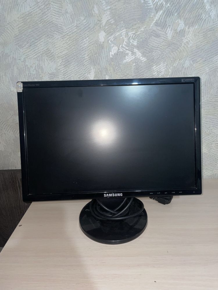 Монитор(Samsung)+Процессор(LG)+клавиатура(4Tech)