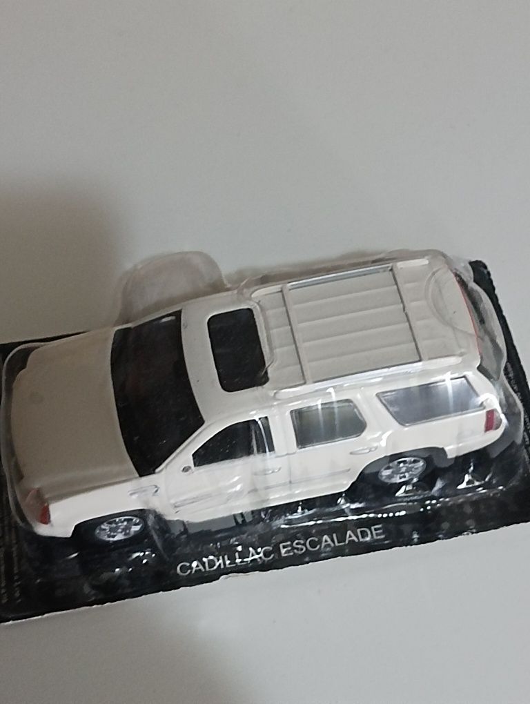 Машинка для коллекции 1/43