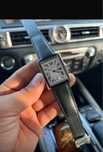 Часы cartier.