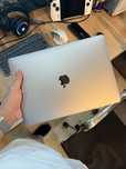 Macbook Pro 13 2019, 8/256
