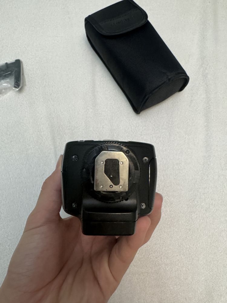 Вспышка Yongnuo Speedlite YN560-IV
