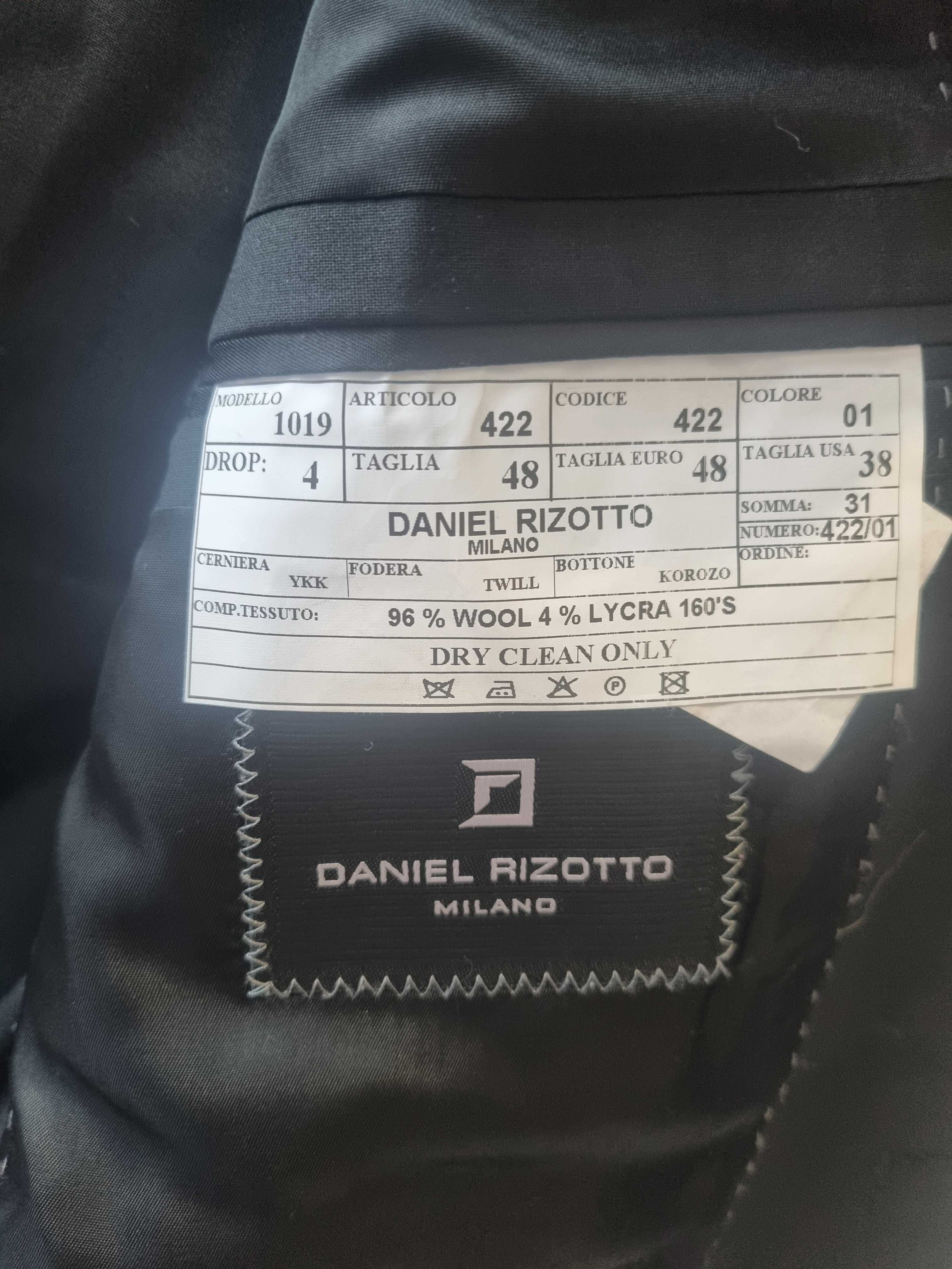 Костюм двойка Daniel Rizotto (Италия), пошито в Турции. 48 размер