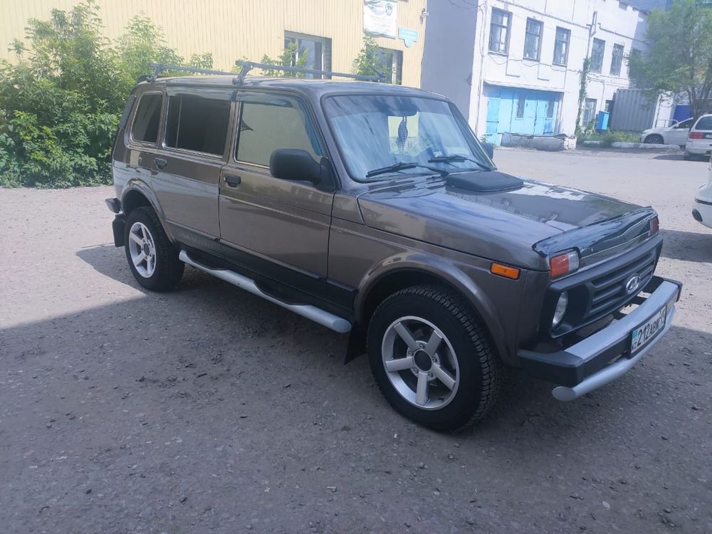 Продам Нива 2131