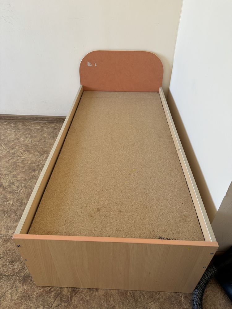 Продам детскую кровать