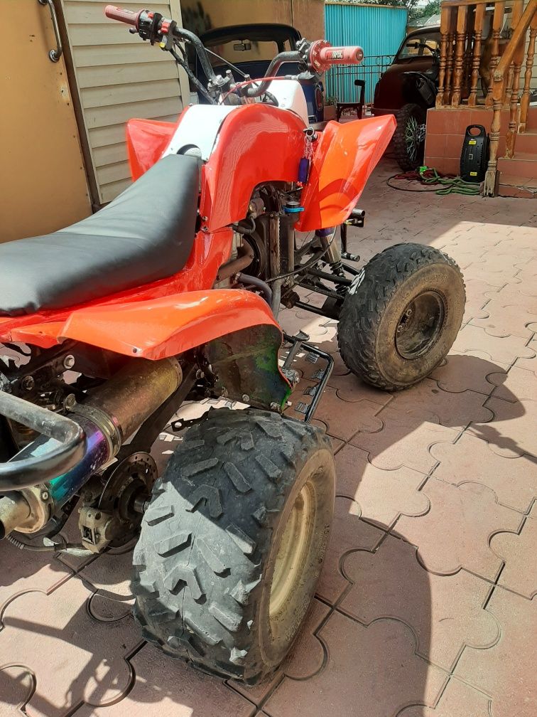 Продам квадроцикл 250куб.см