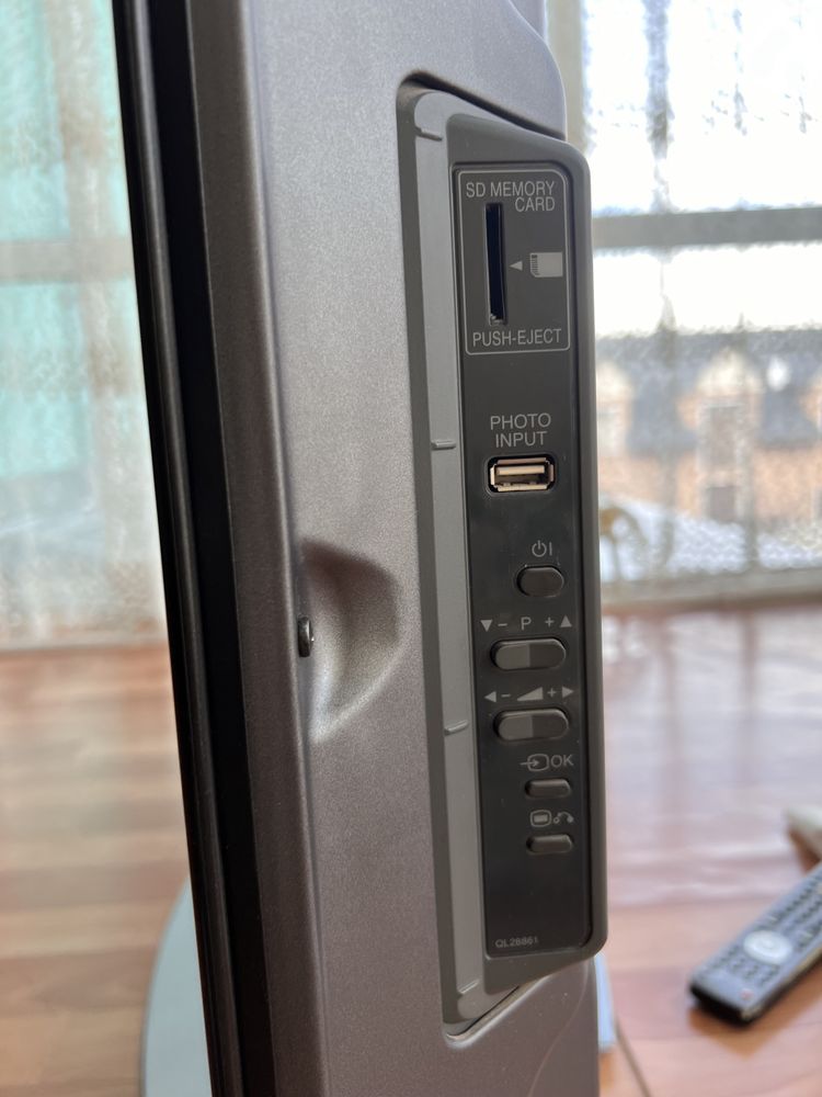 Телевизор HITACHI 42PD9800TA