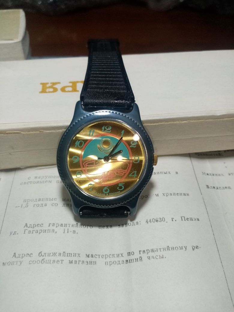 Часы механические Антиквариат Заря золото серебро на подарок