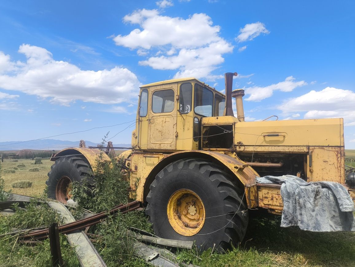 Продам трактор К701-700