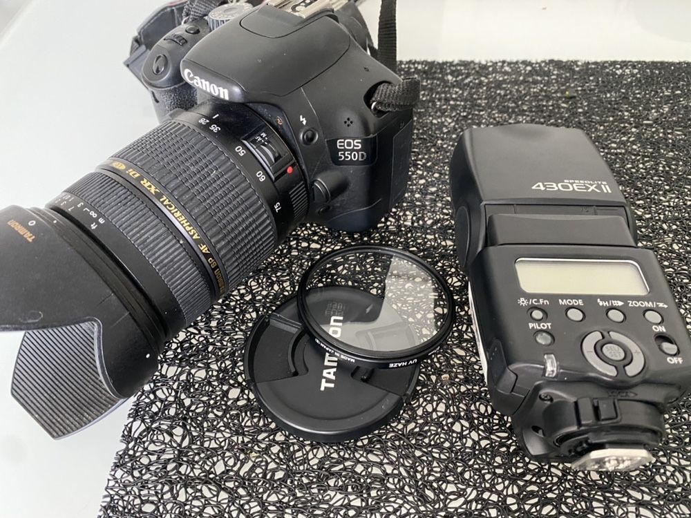 Фотоаппарат Canon D550 в комплекте ( читать объявление! )