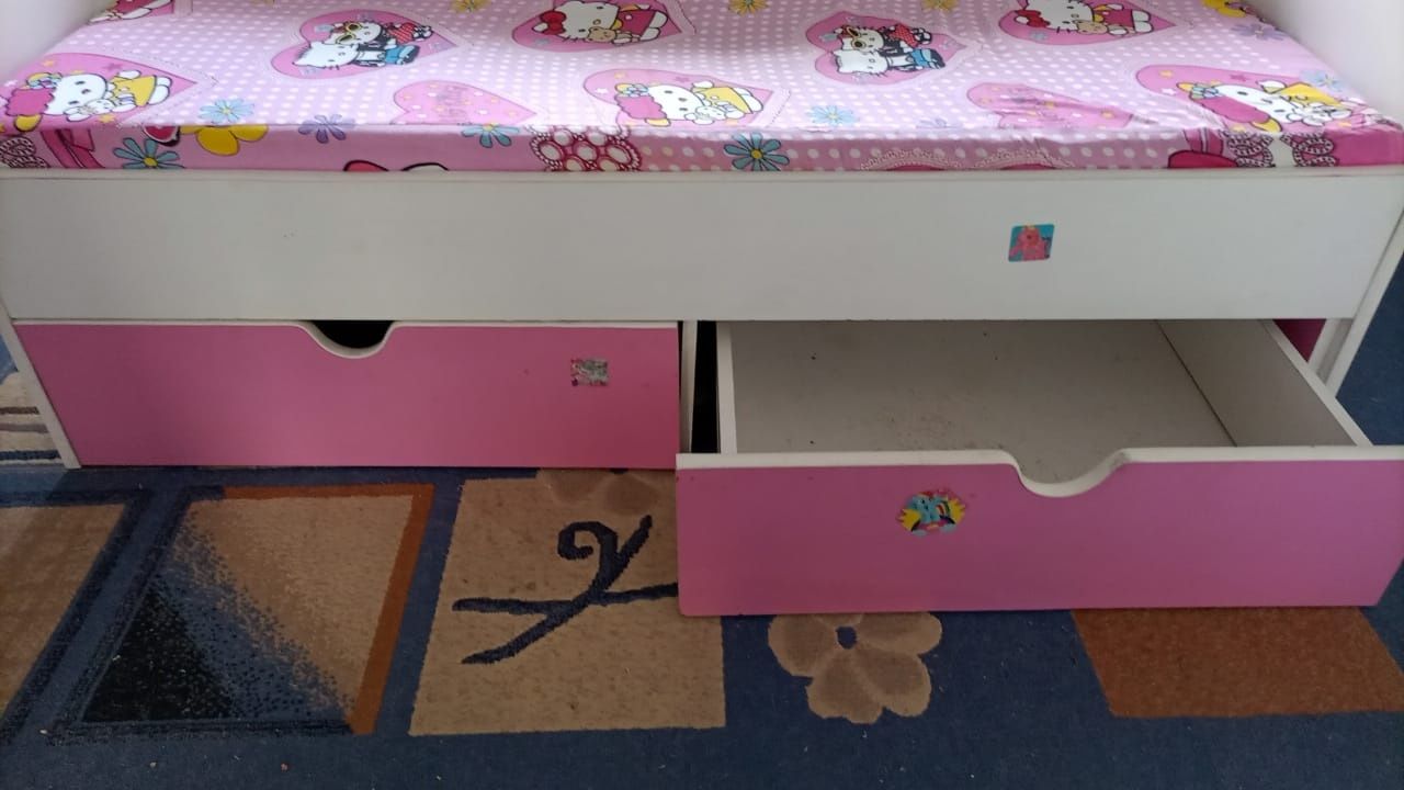 Продам детскую кровать