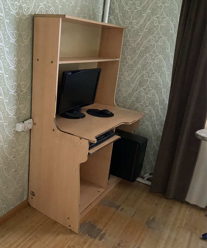 Компьютерная парта