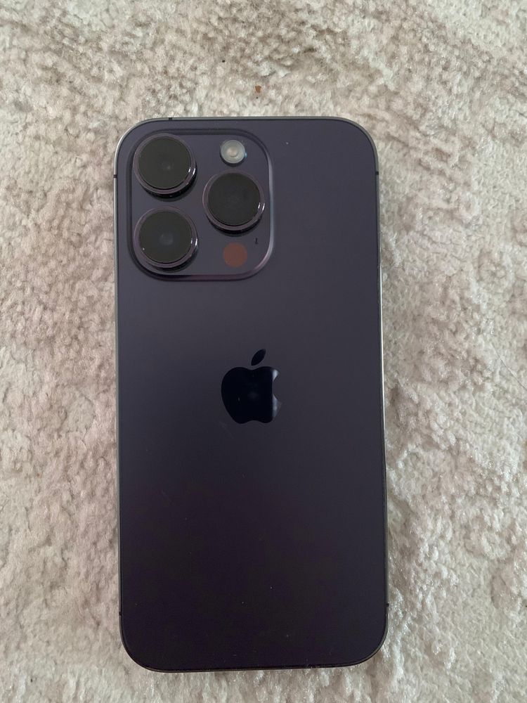 Продам Iphone 14 pro