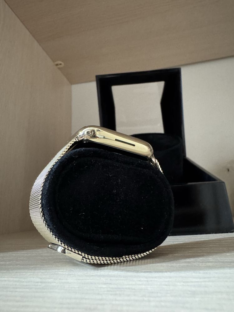 Apple Watch series 7 Gold Stainless Steel 45mm