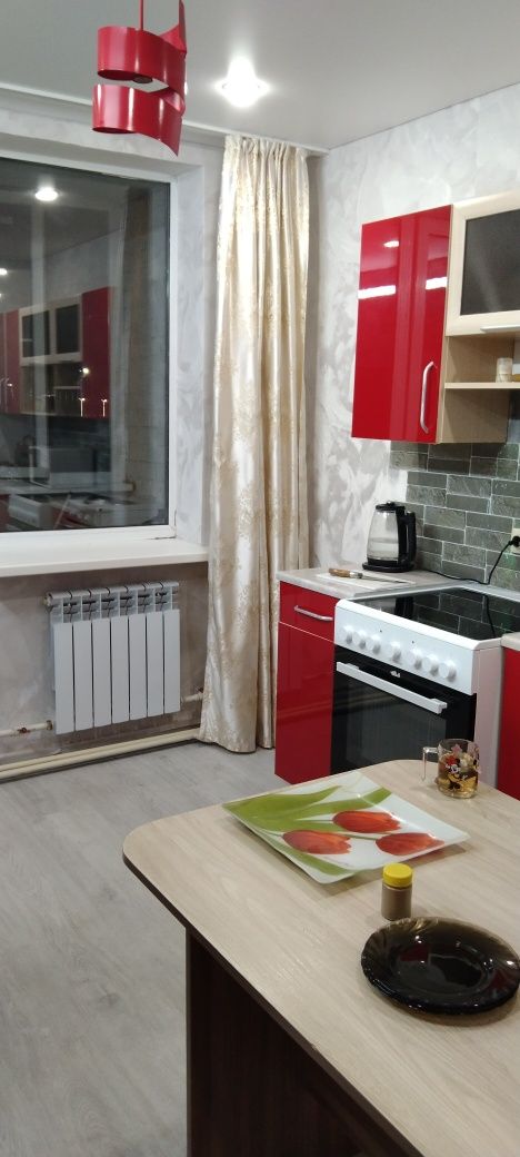 Продам 2-х комнатную квартиру КШТ Есенберлина 8