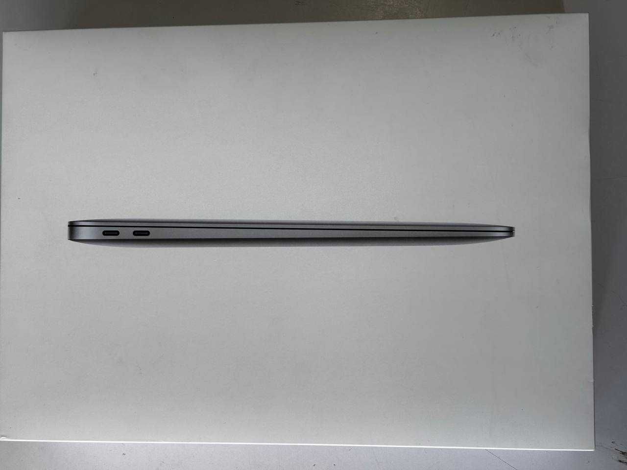 Продам Macbook air13