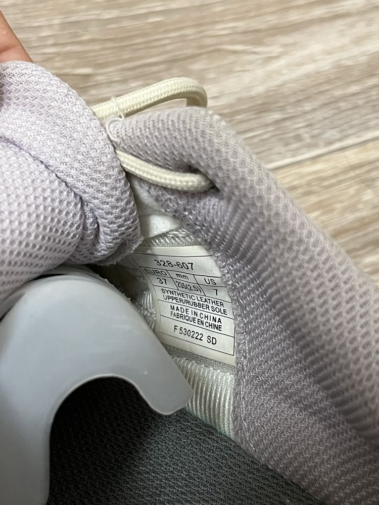Кроссовки ASICS Gel Sonoma