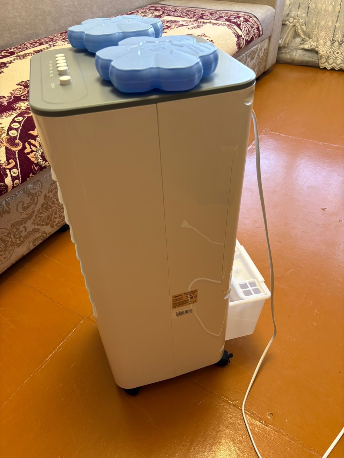 Вентилятор Midea AC-100