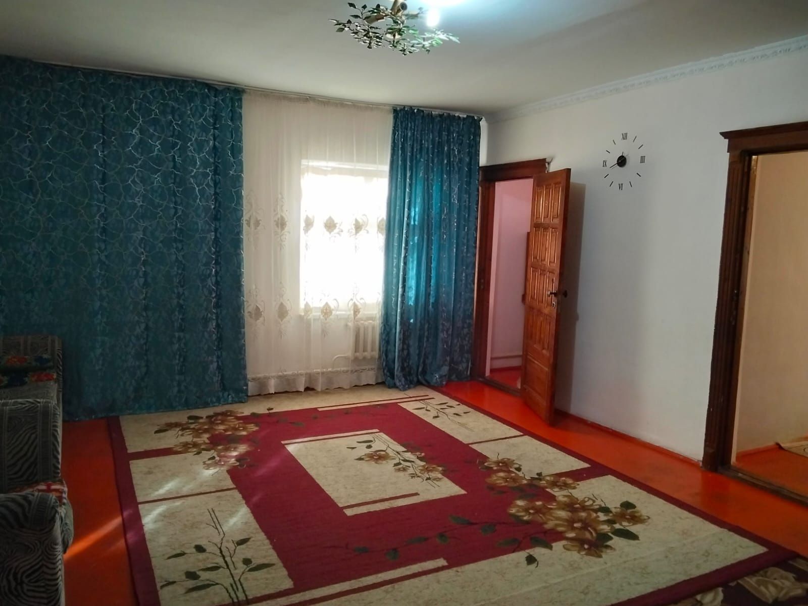 Үй сатылады. Дом продаётся