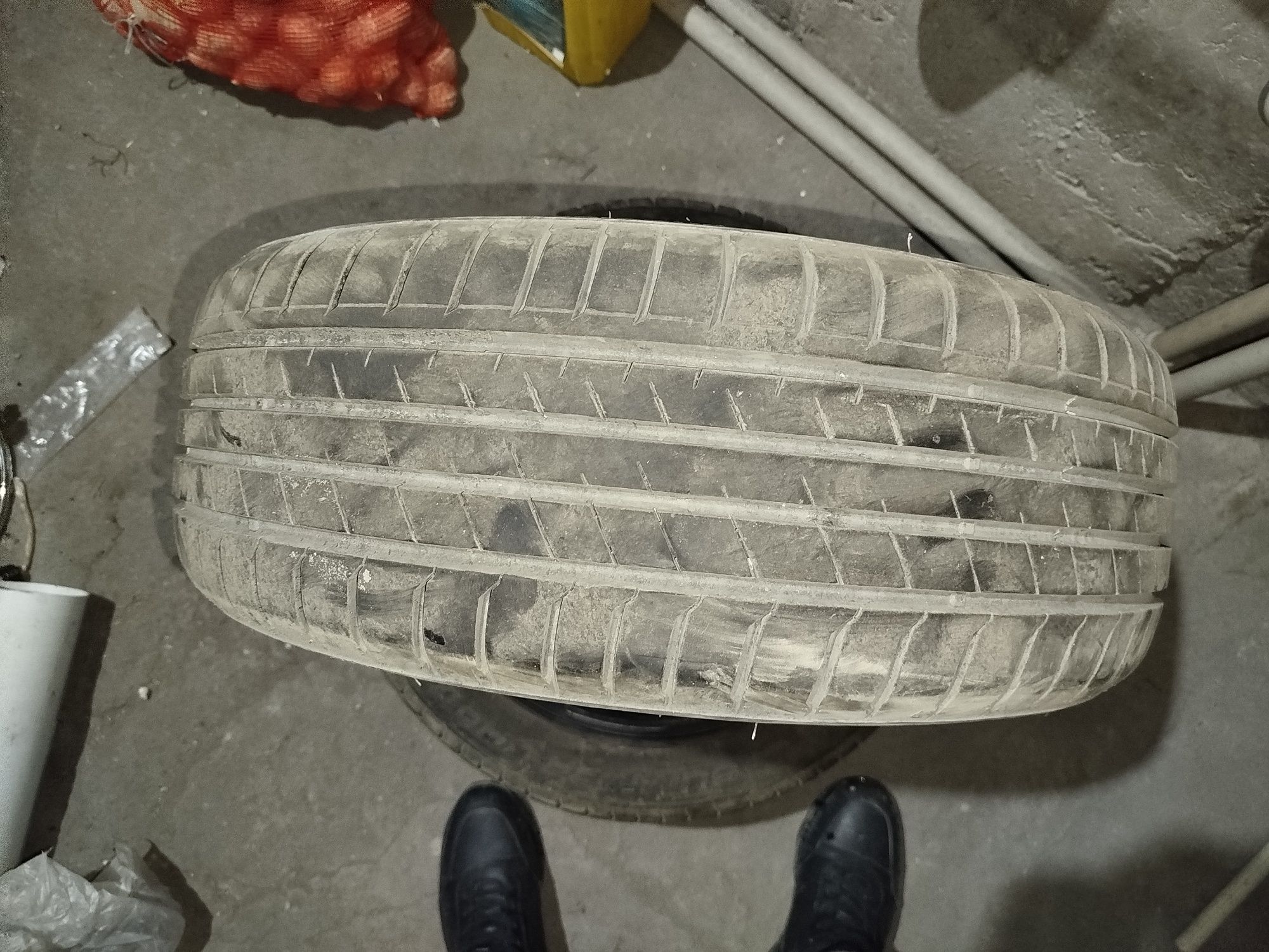 Продам комплект б/у размер 195/55/16