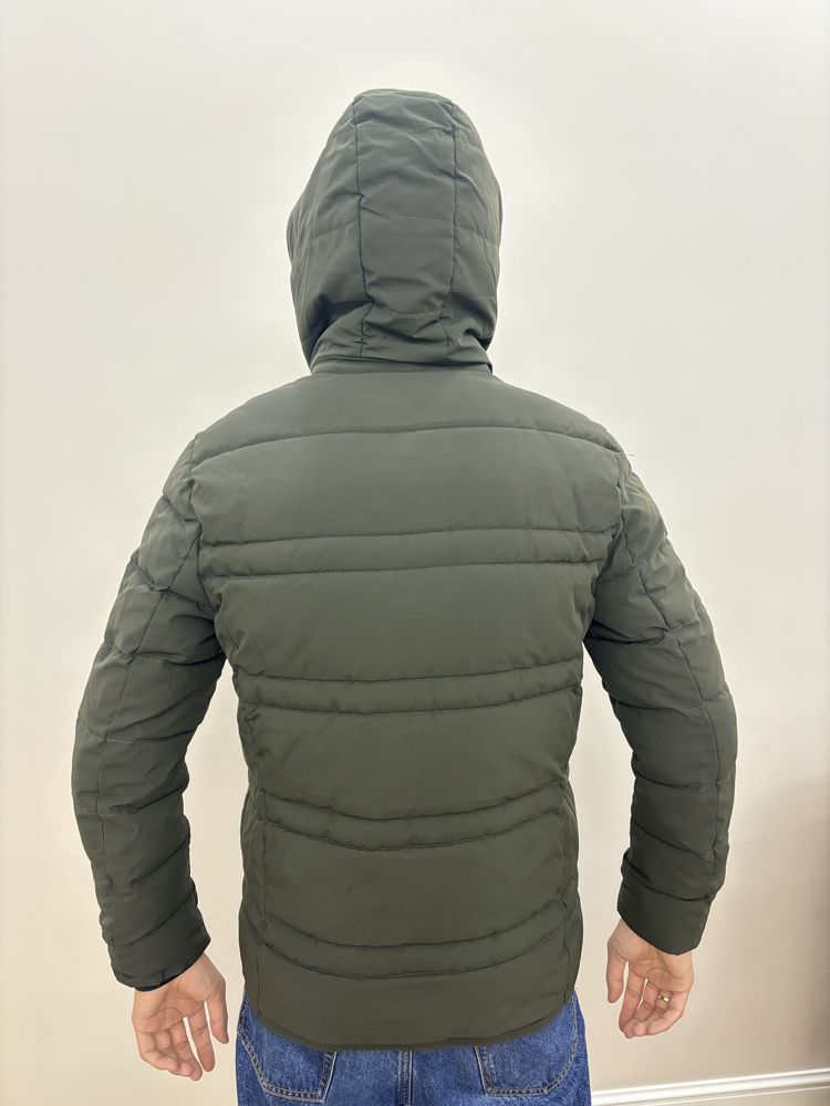 Продам мужскую осеннюю куртку