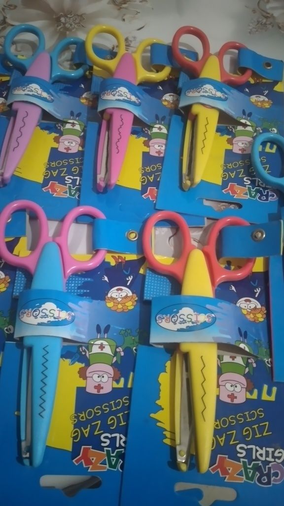 Детский ножница разный узор кияды