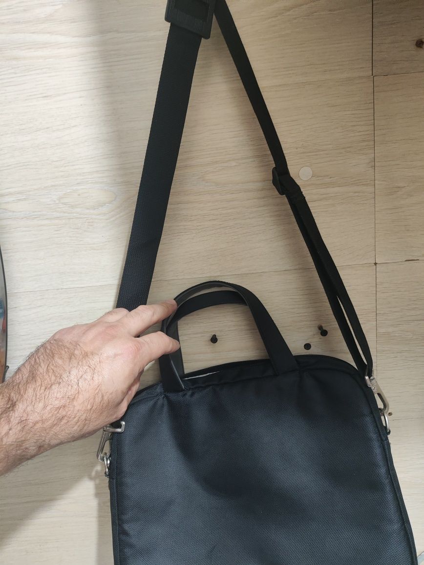 Срочно продам сумку для планшета, Айпад.